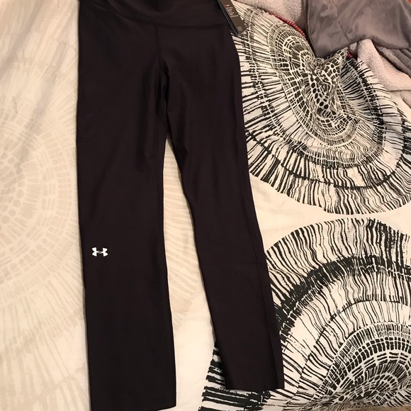 BNWT UNDER ARMOR 7/8 LEGGINGS - Picture 4 of 7